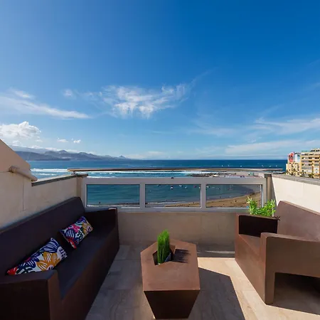 Beachfront House In Palmas With Terrace Feriehus *